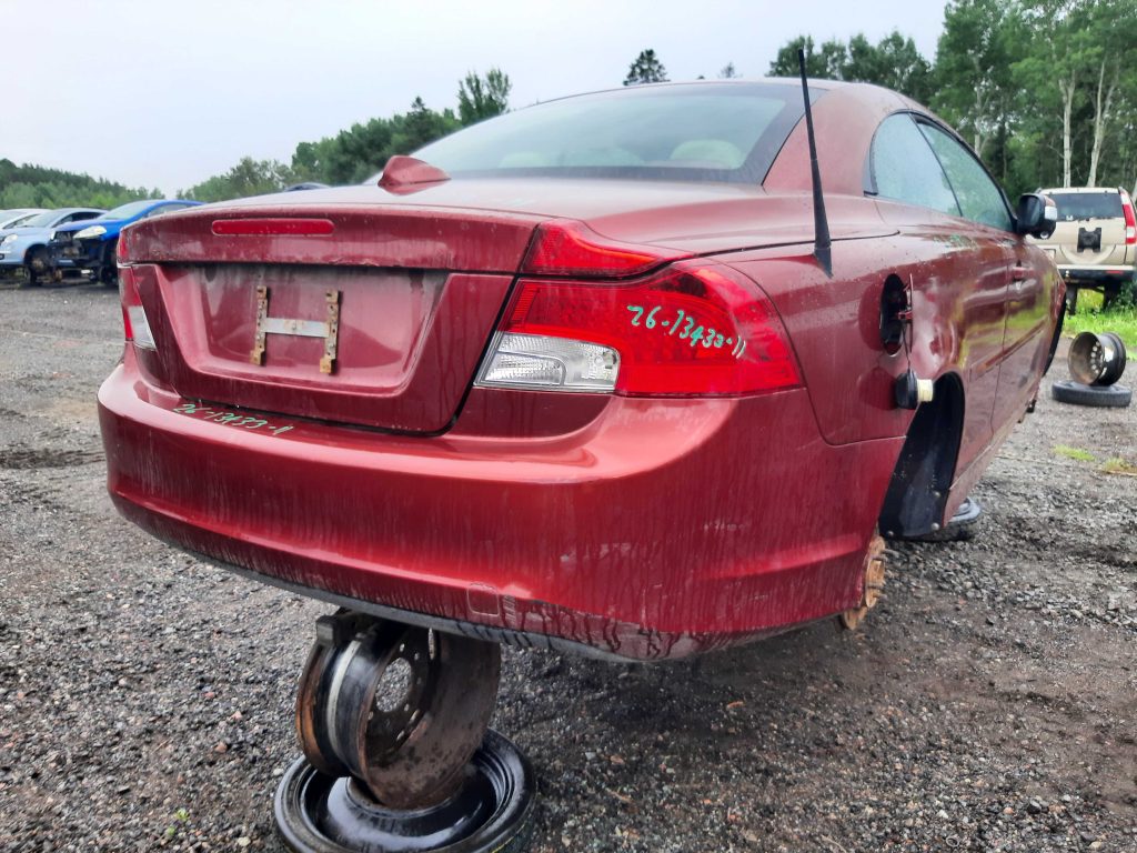 VOLVO C70 2011