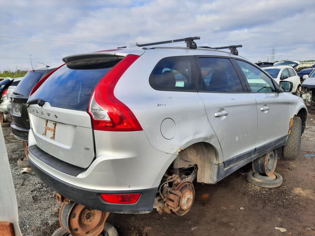 VOLVO XC60 2011
