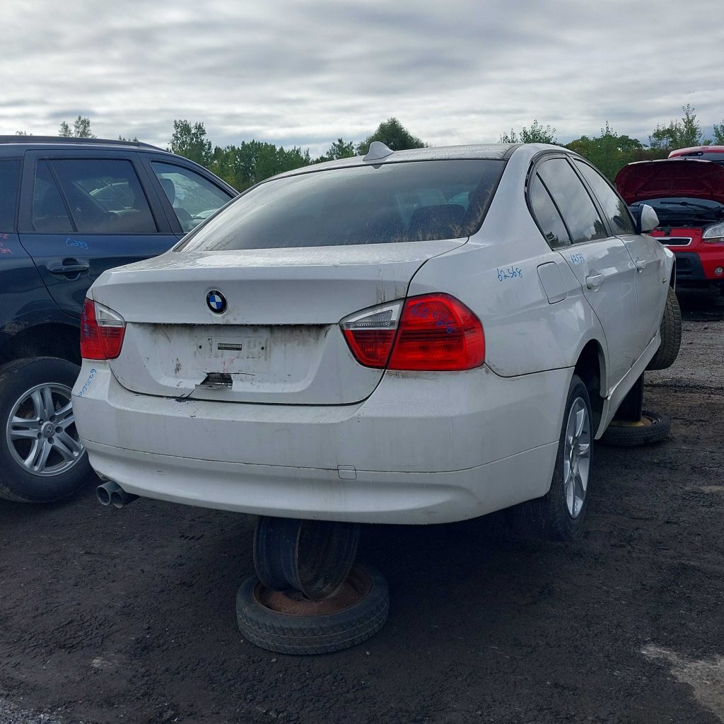 BMW 323 2008