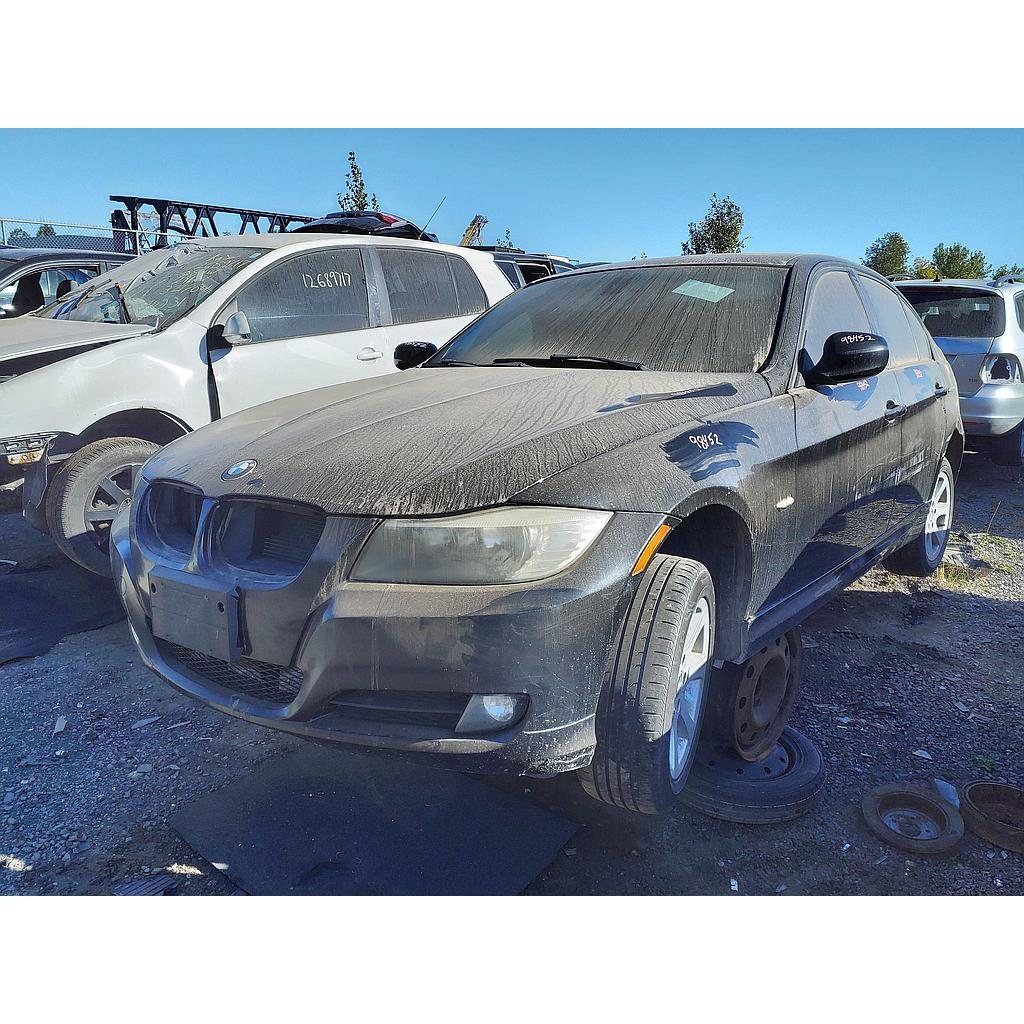 BMW 323 2011