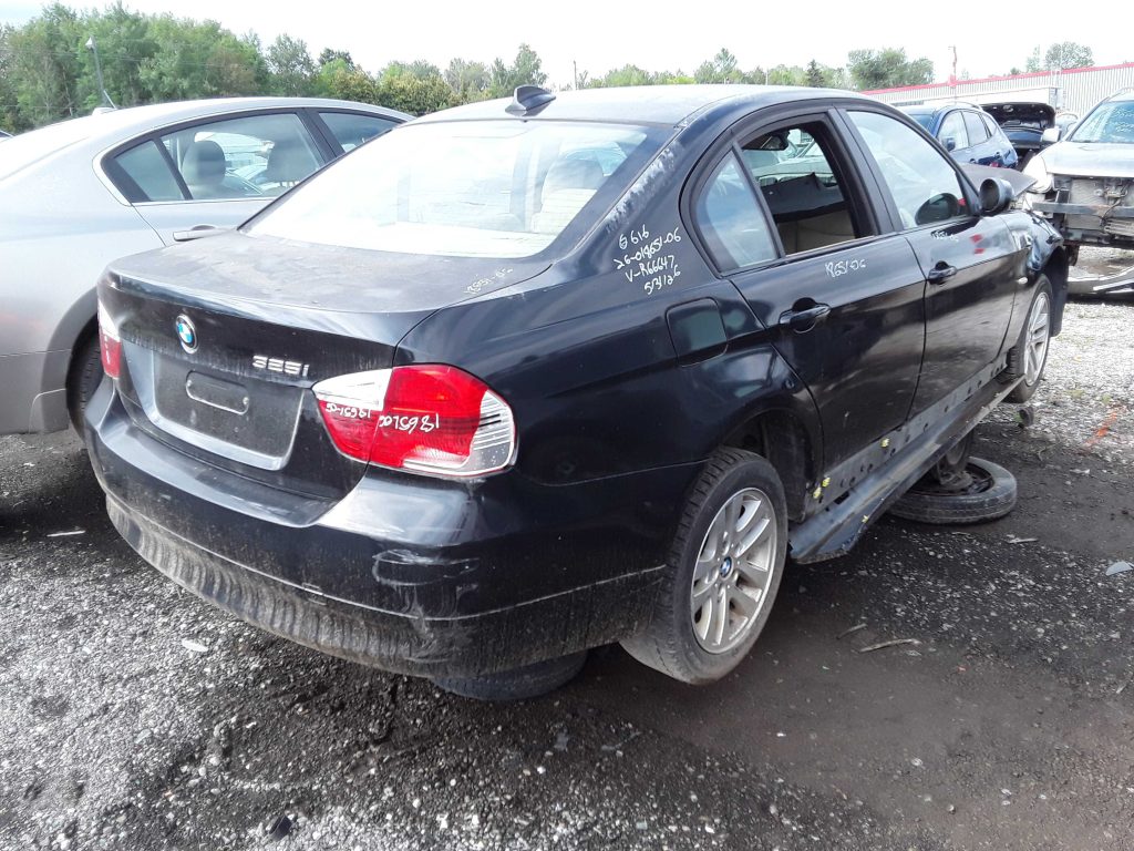 BMW 325 2006