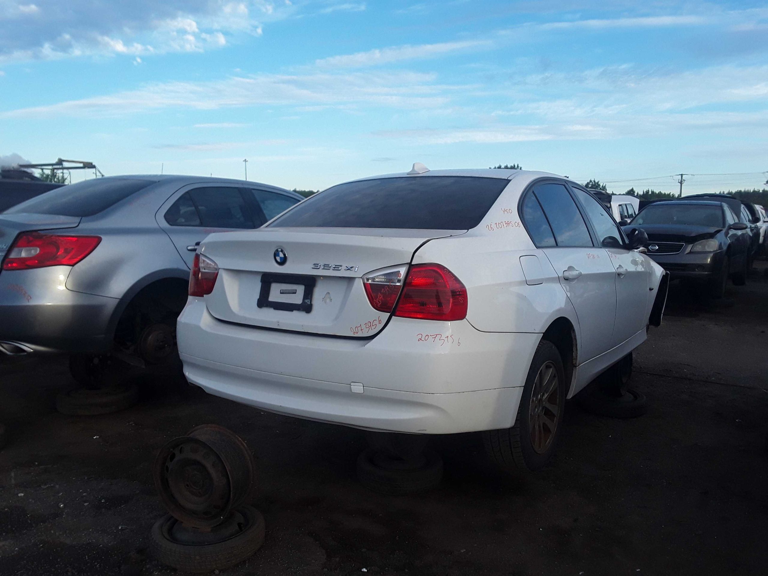 BMW 325 2006