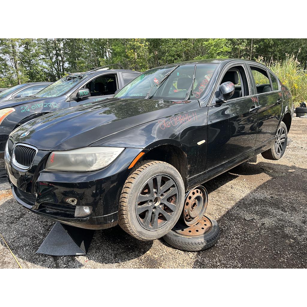BMW 328 2011