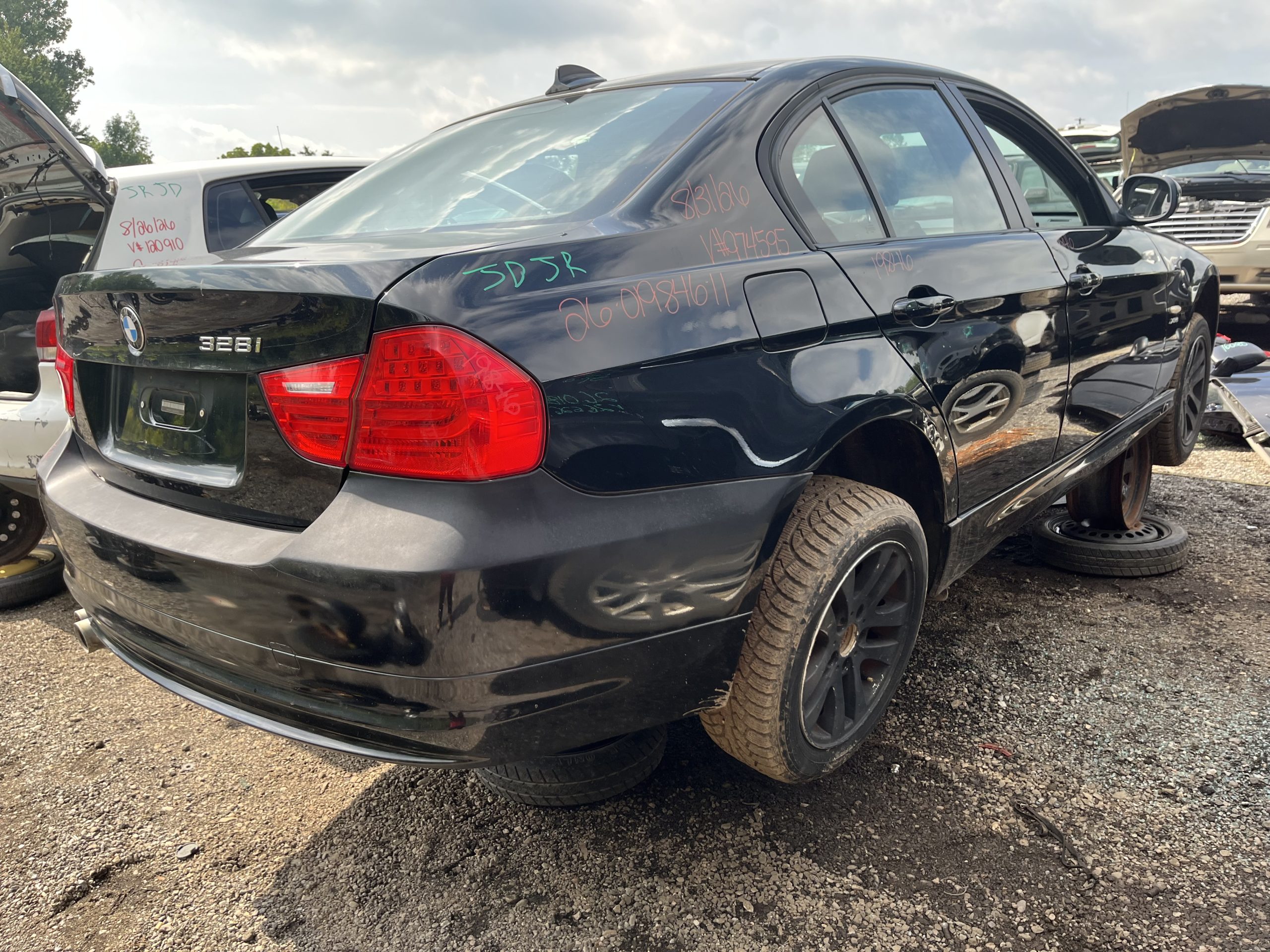 BMW 328 2011