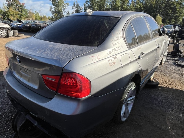 BMW 328 2011