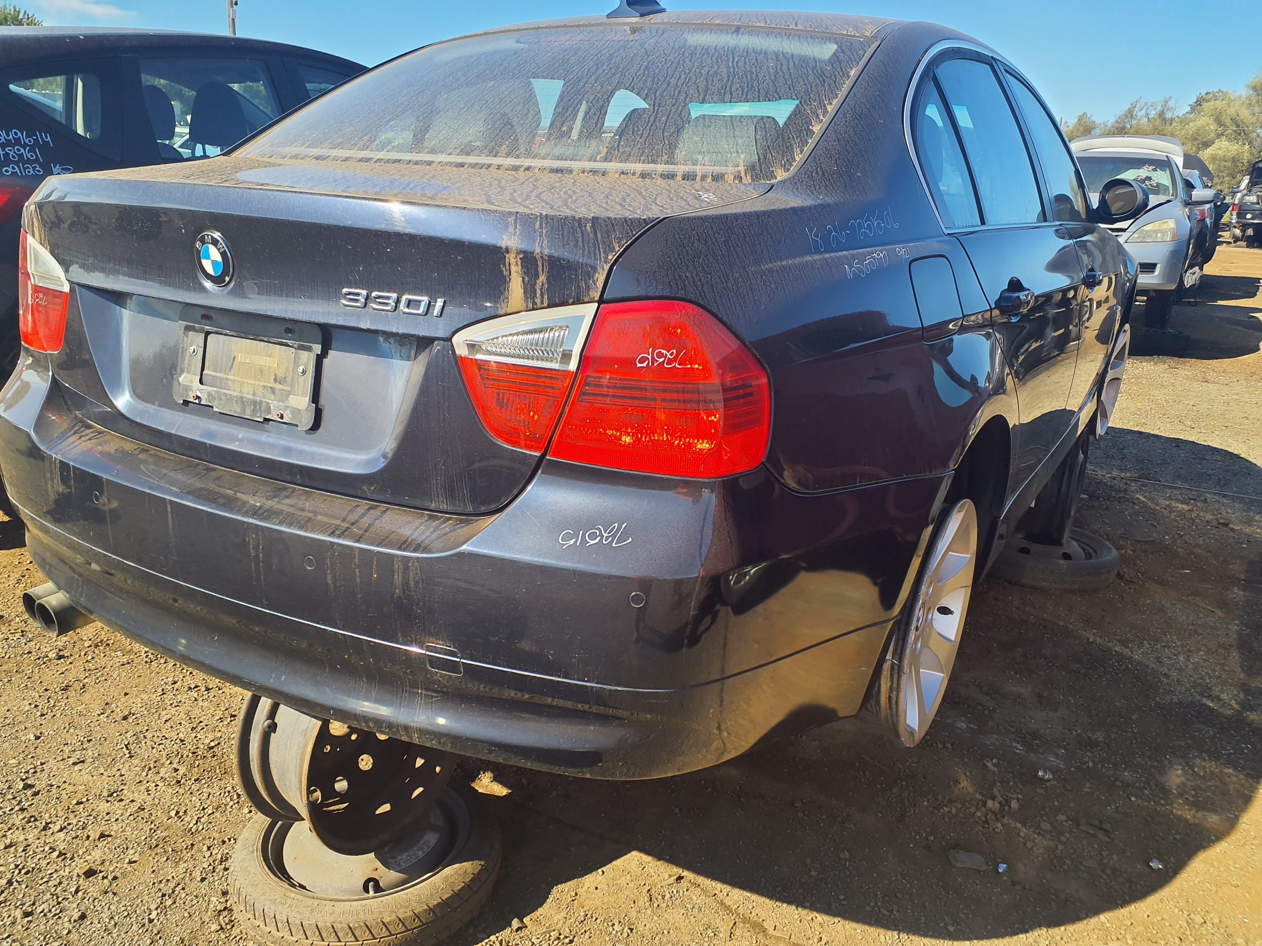 BMW 330 2006
