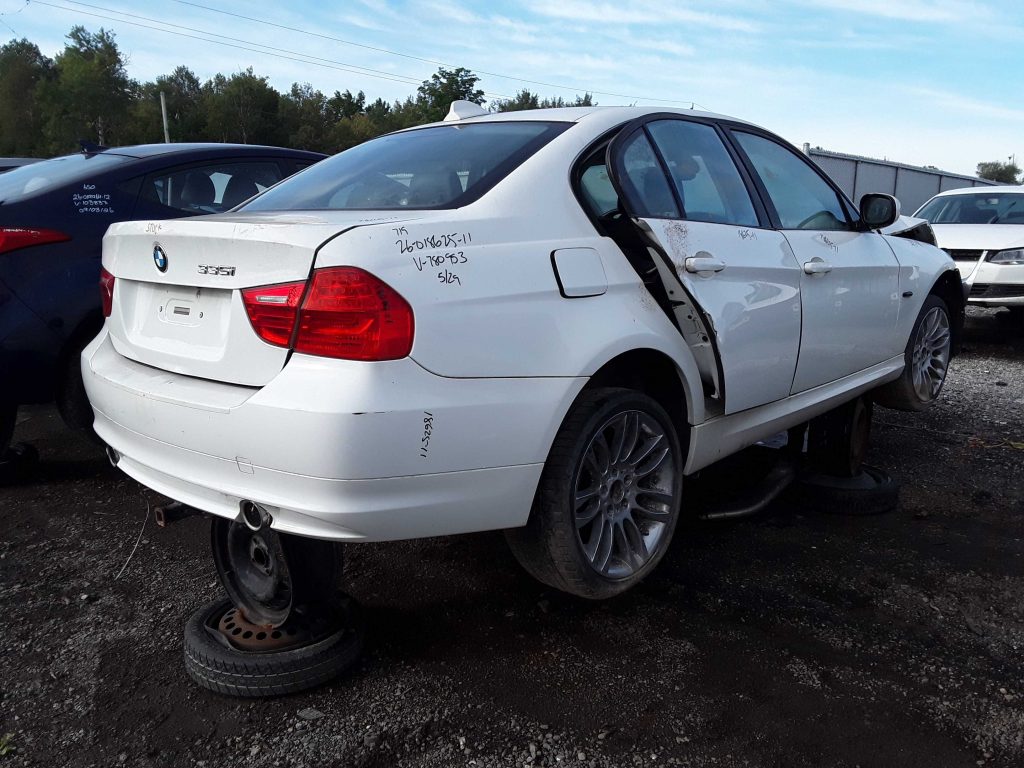BMW 335 2011