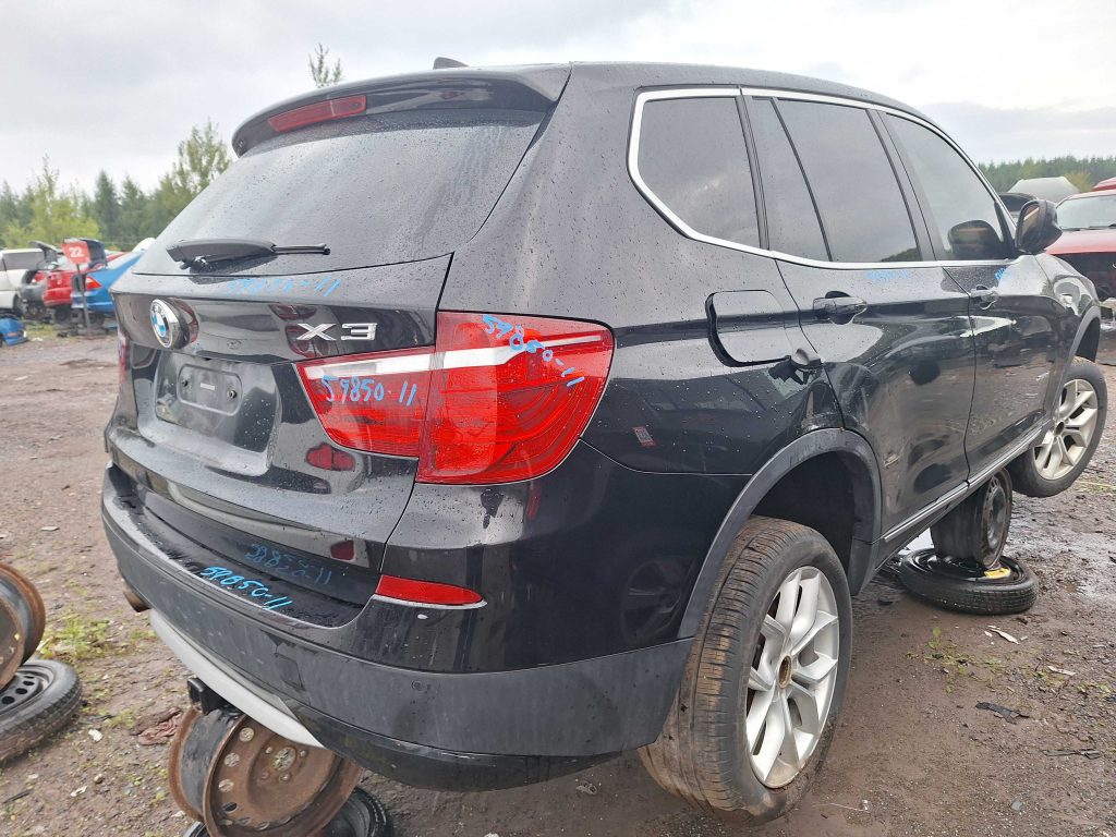 BMW X3 2011