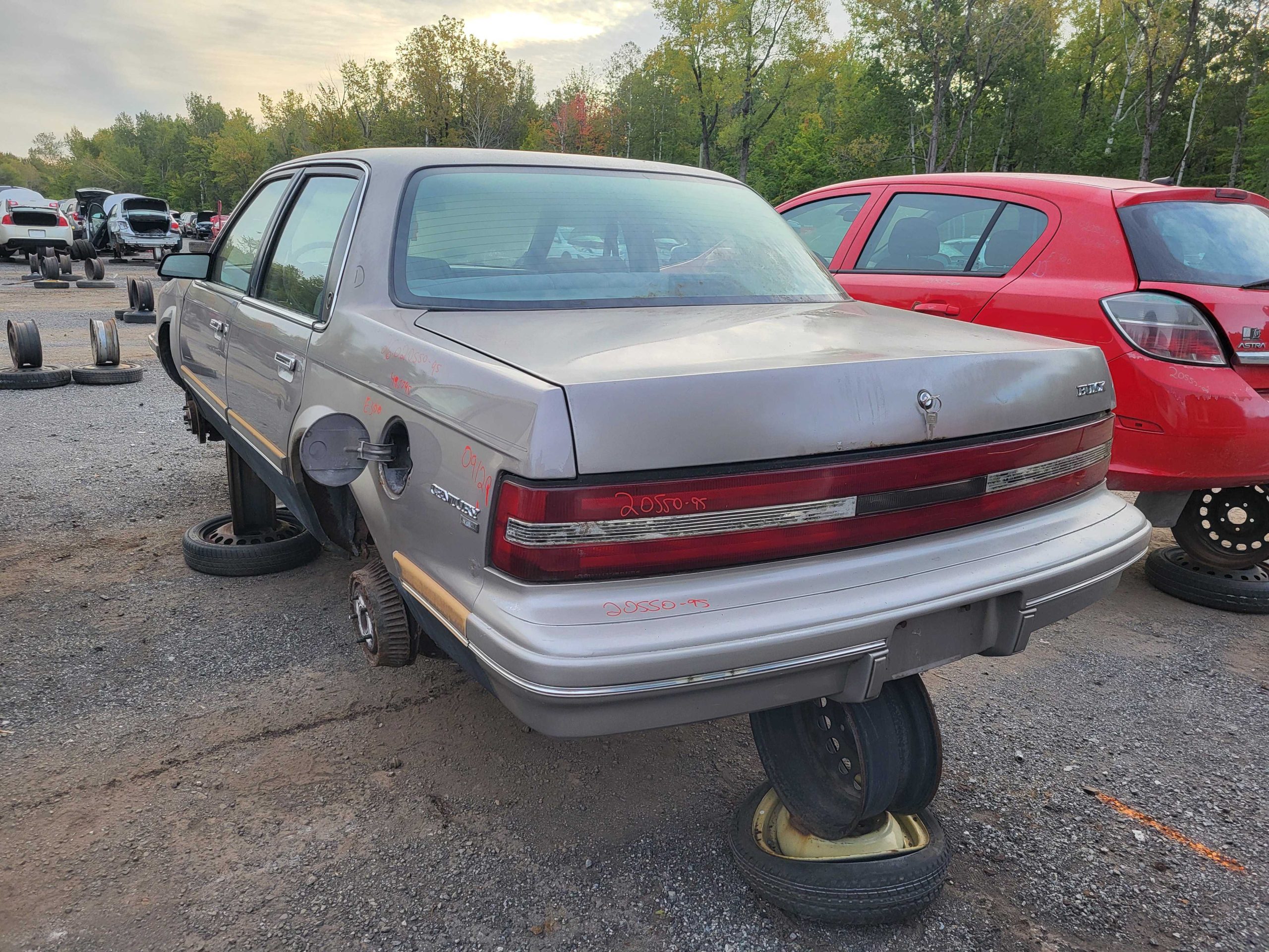 BUICK CENTURY 1995