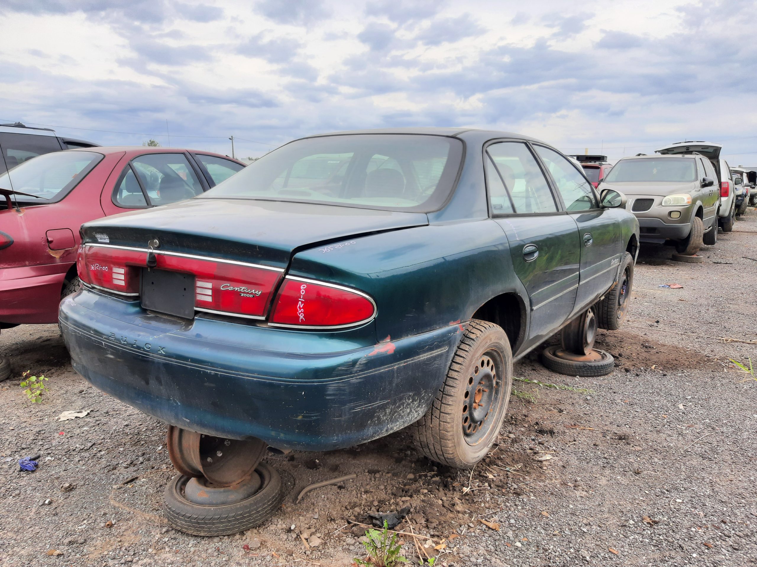 BUICK CENTURY 2000