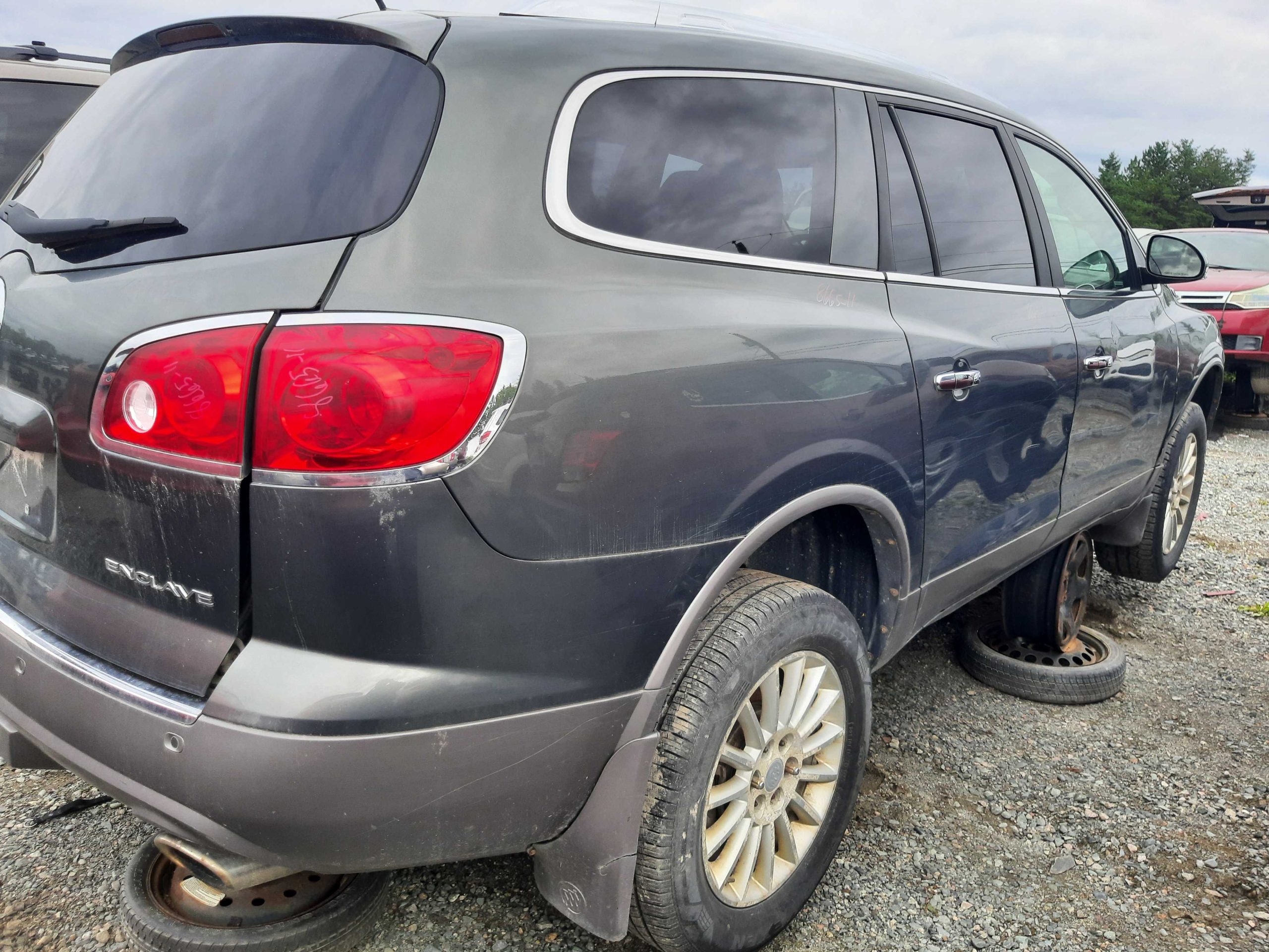 BUICK ENCLAVE 2011