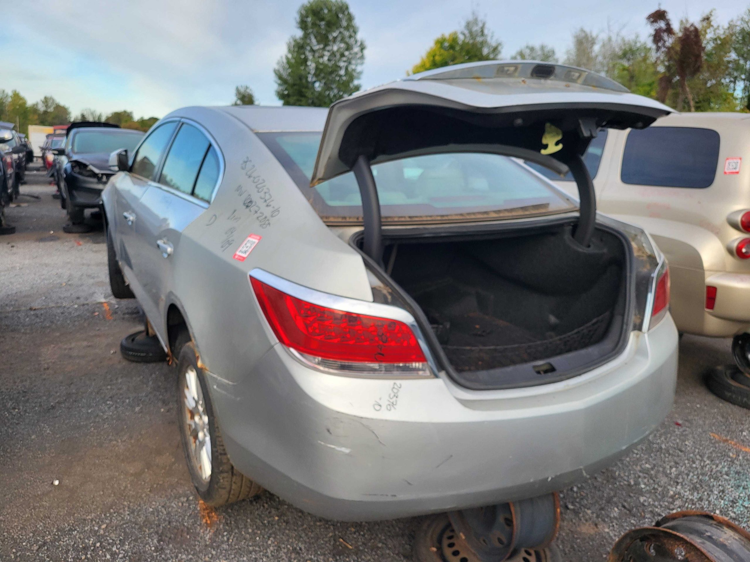 BUICK LACROSSE 2010