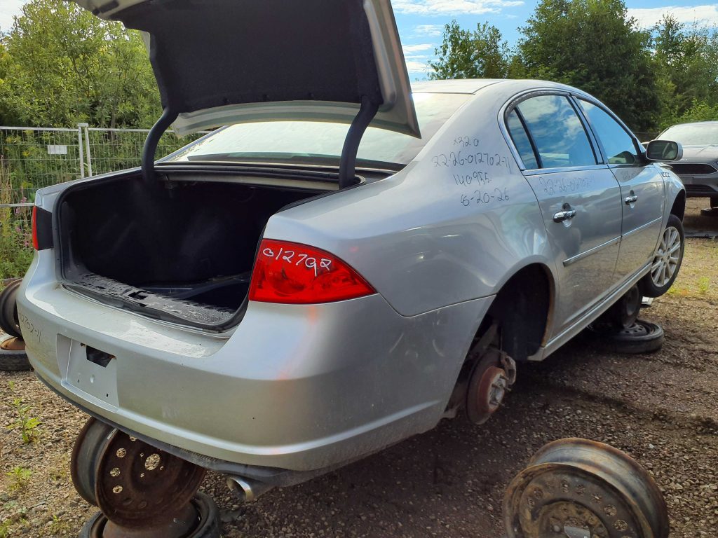 BUICK LUCERNE 2011