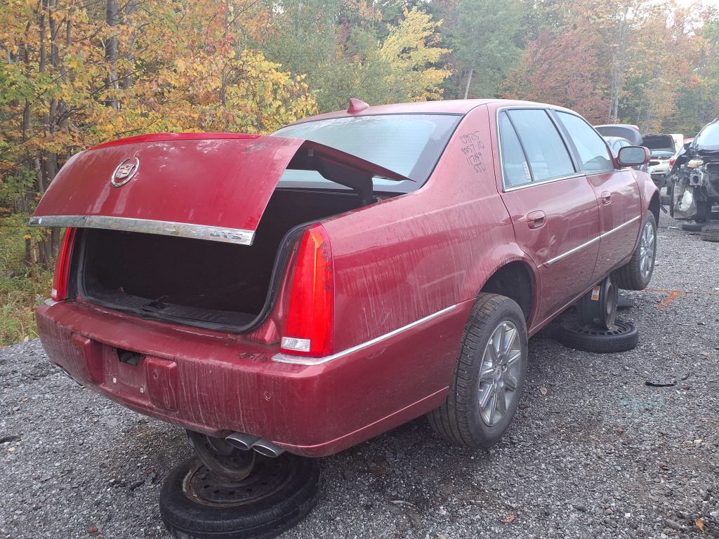 CADILLAC DTS 2010