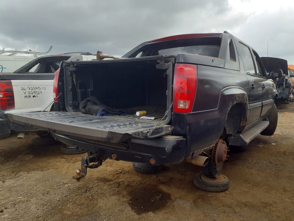 CADILLAC ESCALADE 2002