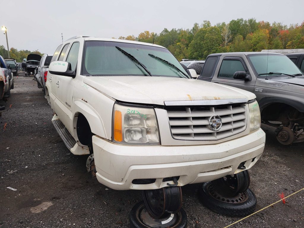 CADILLAC ESCALADE 2002