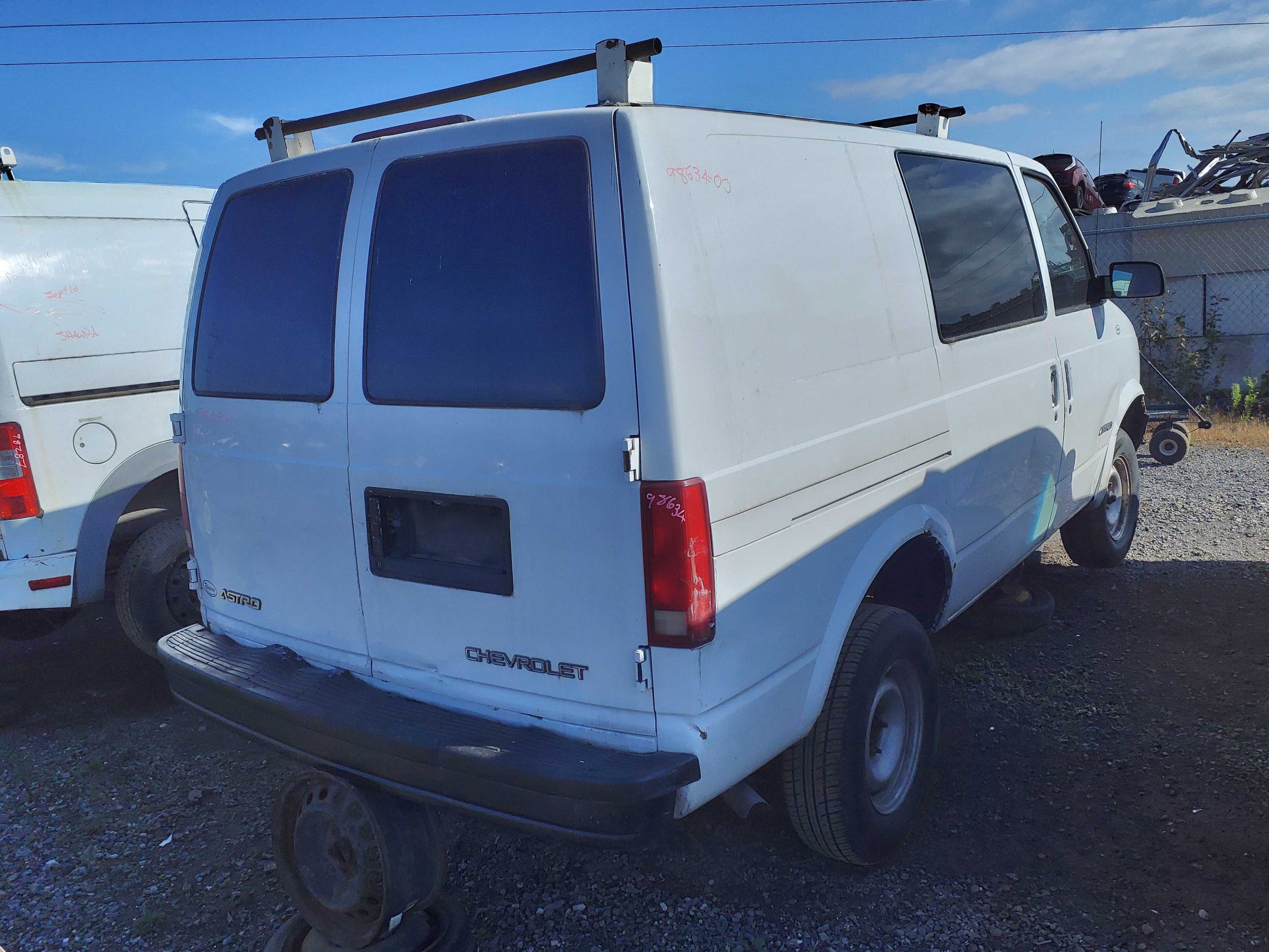CHEVROLET ASTRO 2000