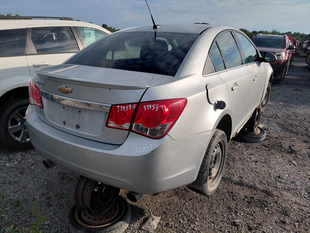 CHEVROLET CRUZE 2011