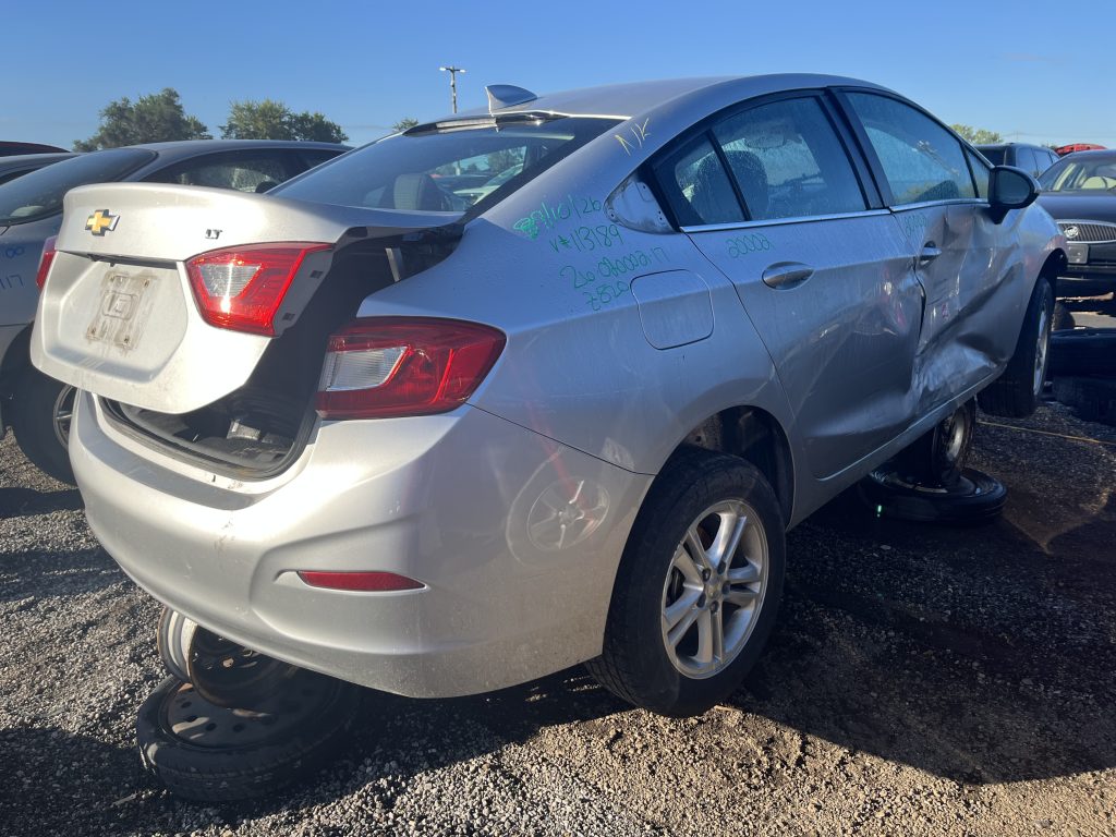 CHEVROLET CRUZE 2017