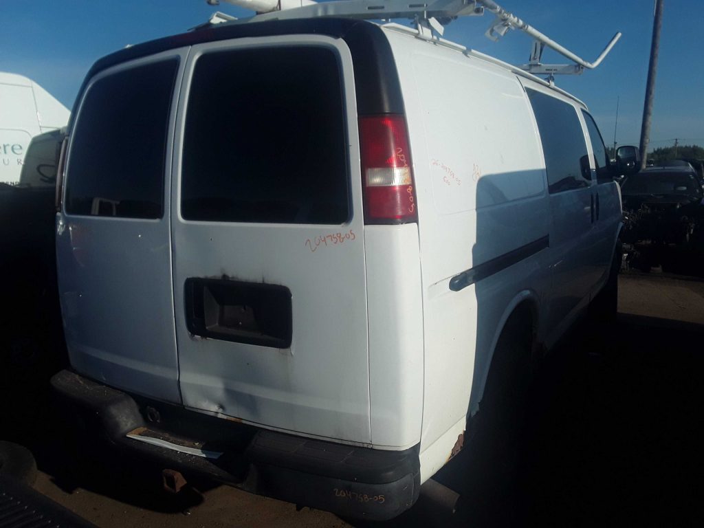 CHEVROLET EXPRESS VAN 2005