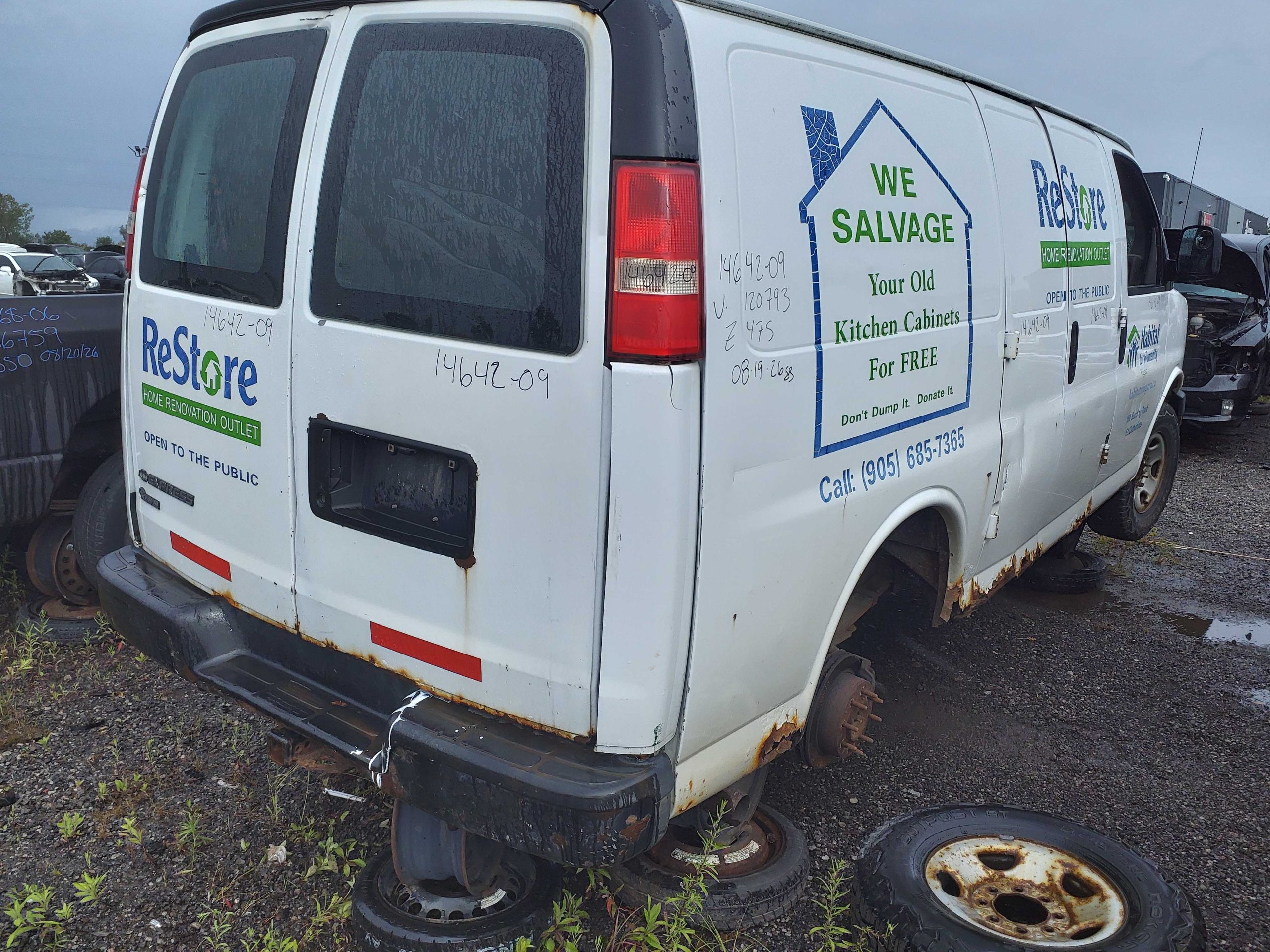 CHEVROLET EXPRESS VAN 2009