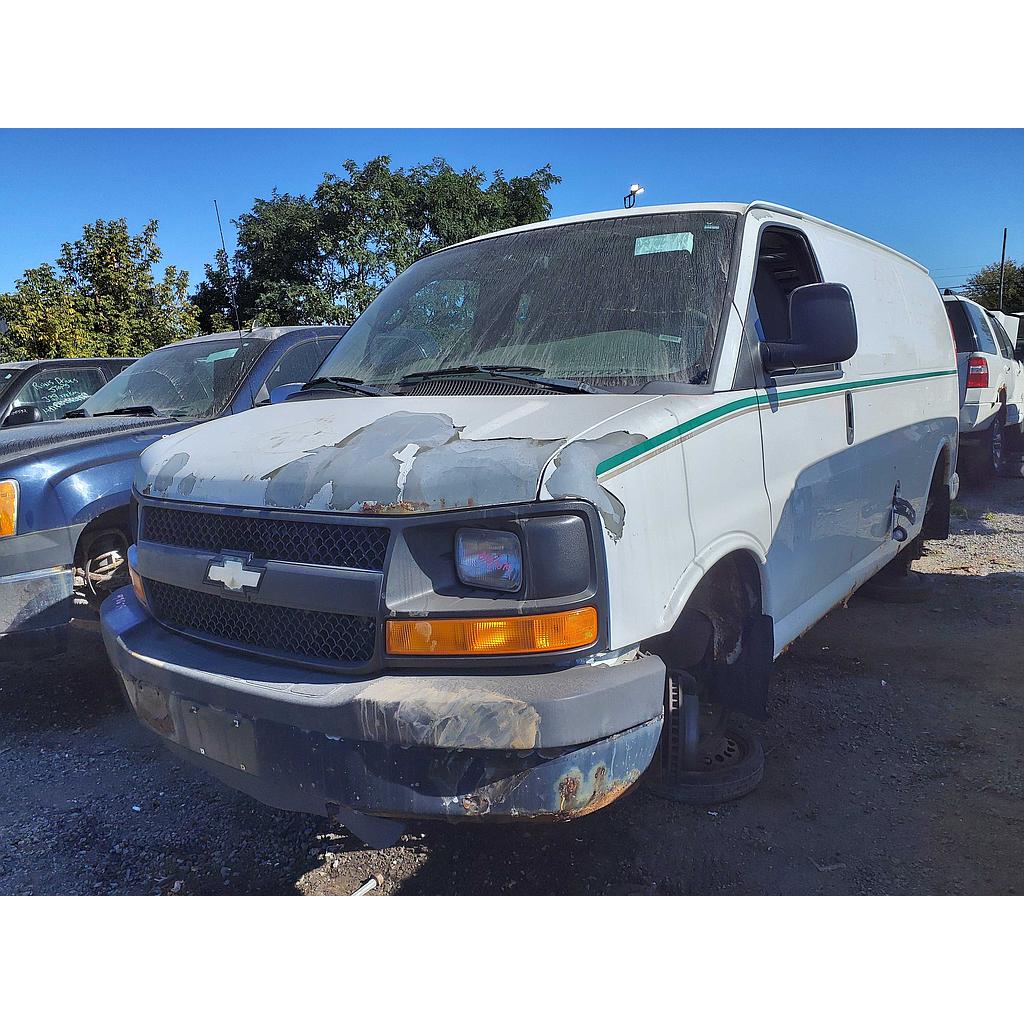 CHEVROLET EXPRESS VAN 2011