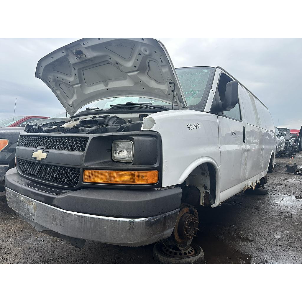 CHEVROLET EXPRESS VAN 2012
