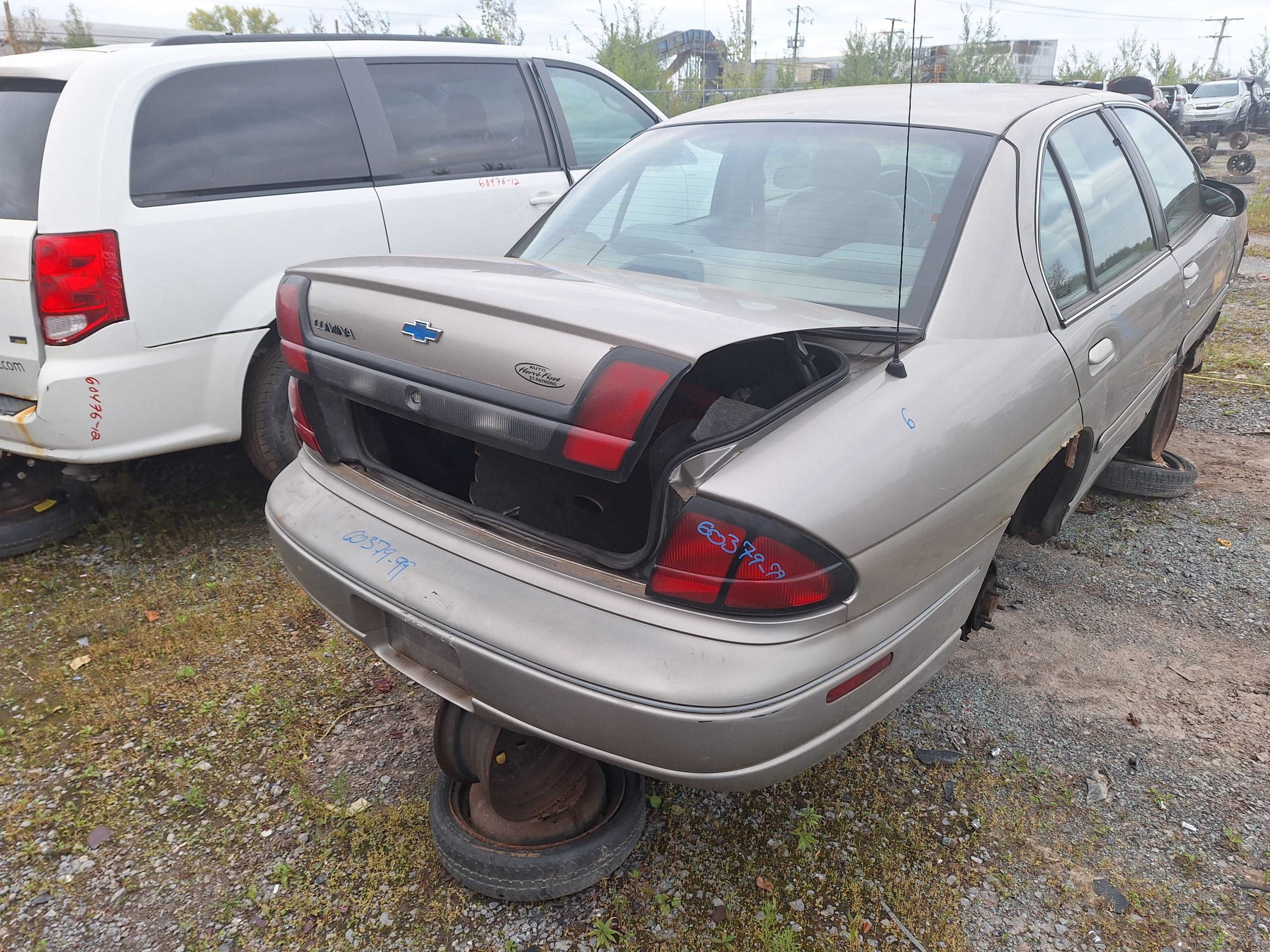 CHEVROLET LUMINA 1999