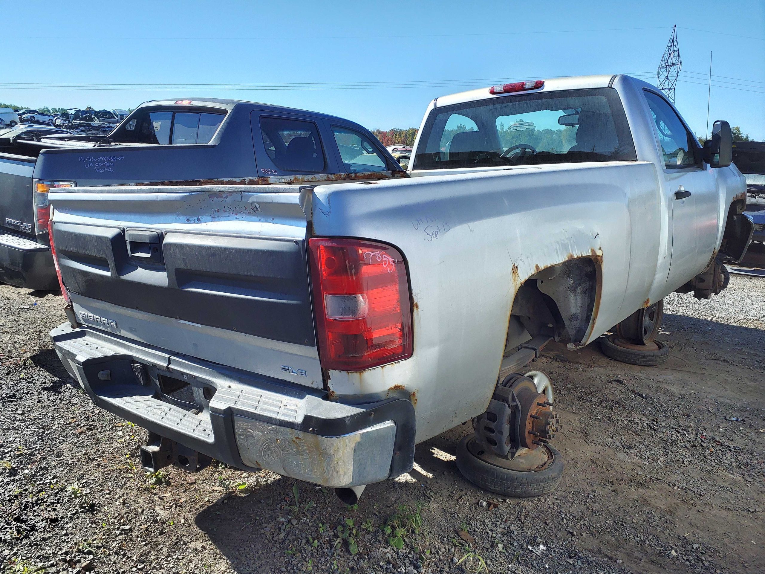 CHEVROLET SILVERADO 2500 2011