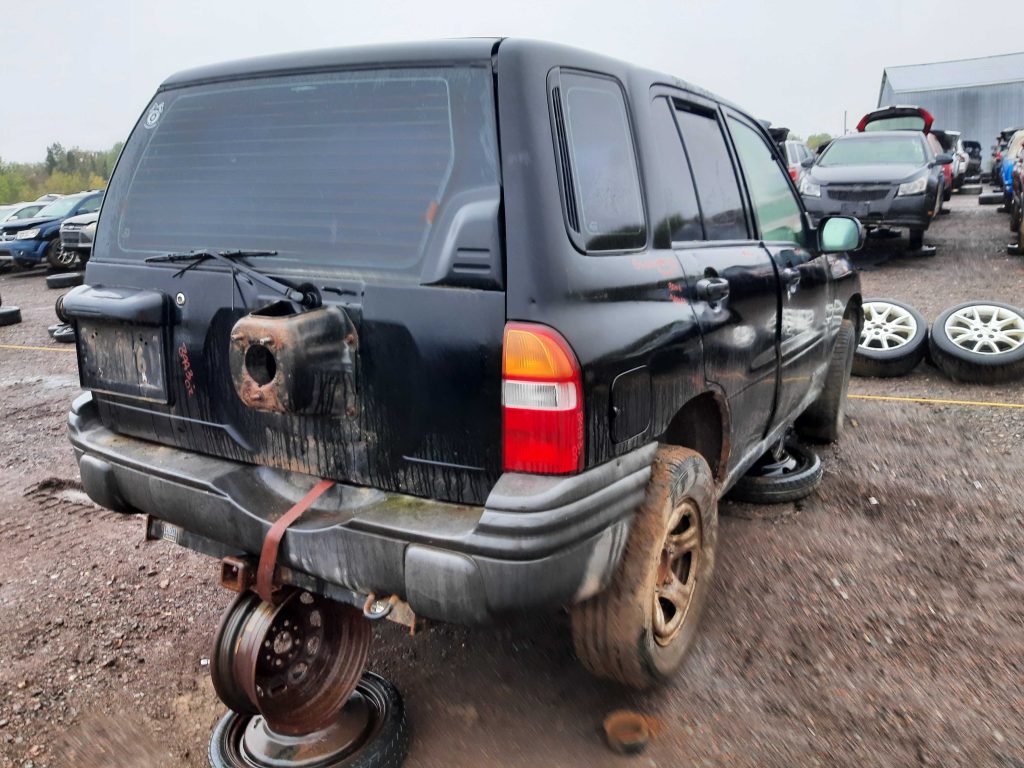 CHEVROLET TRACKER 2002