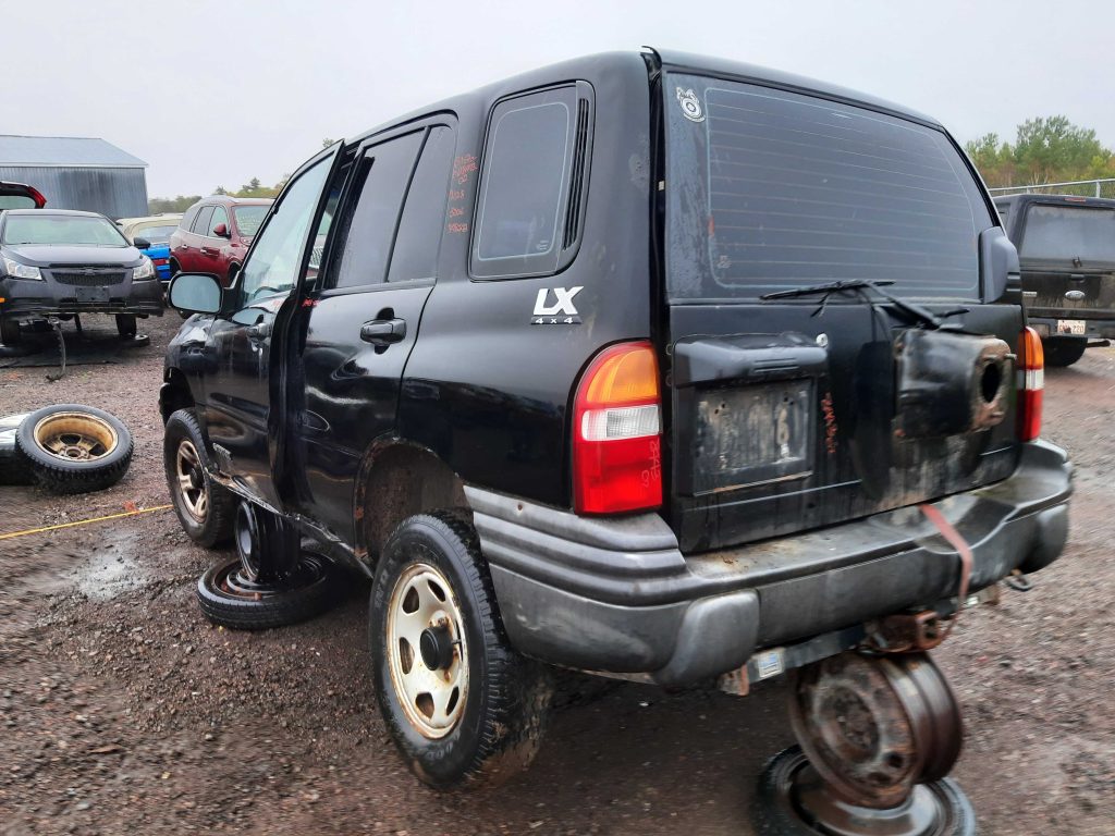 CHEVROLET TRACKER 2002