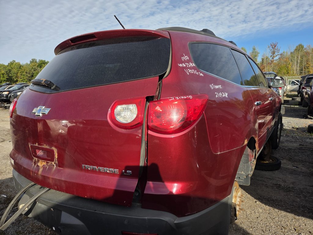 CHEVROLET TRAVERSE 2010