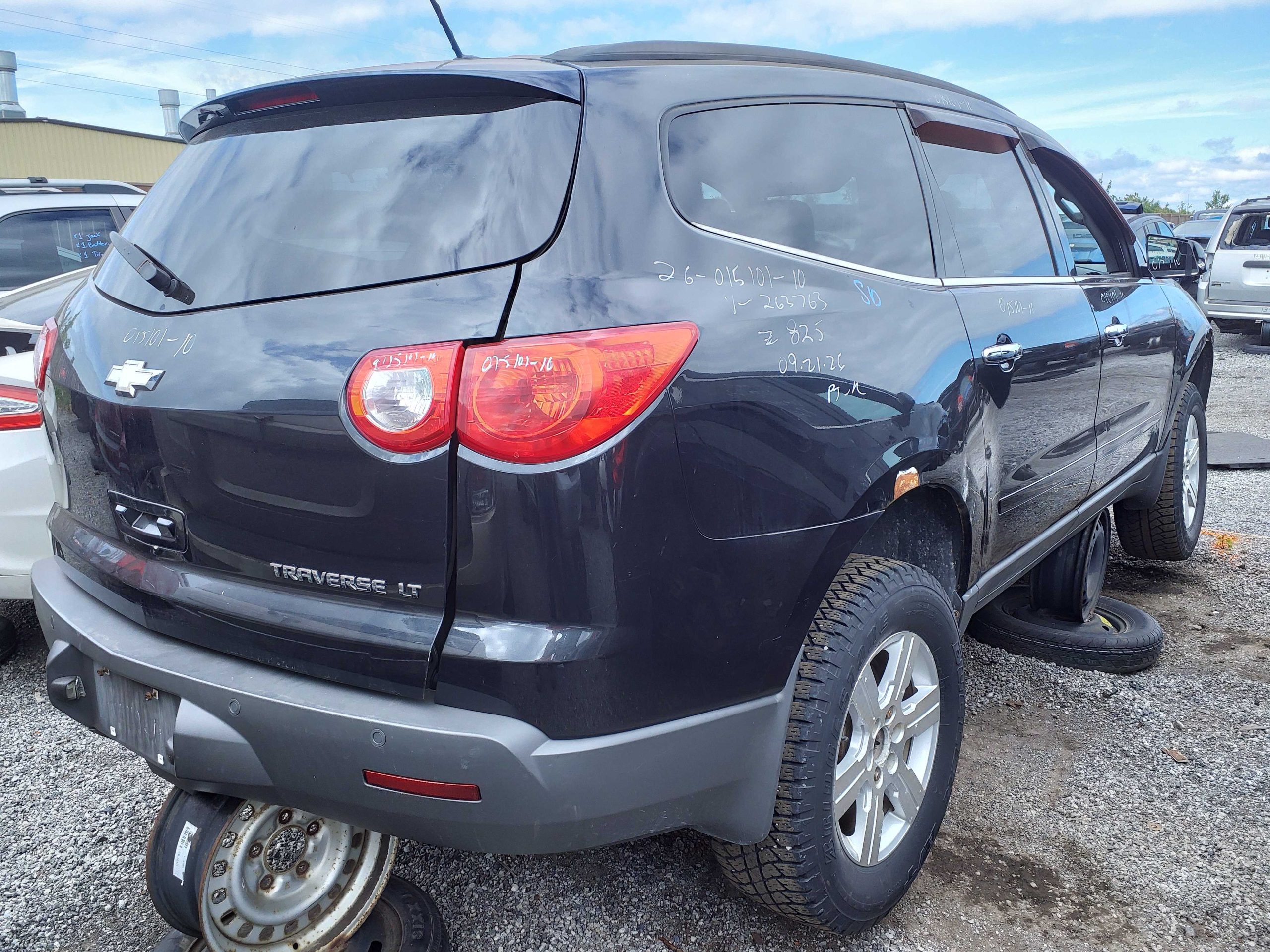 CHEVROLET TRAVERSE 2010