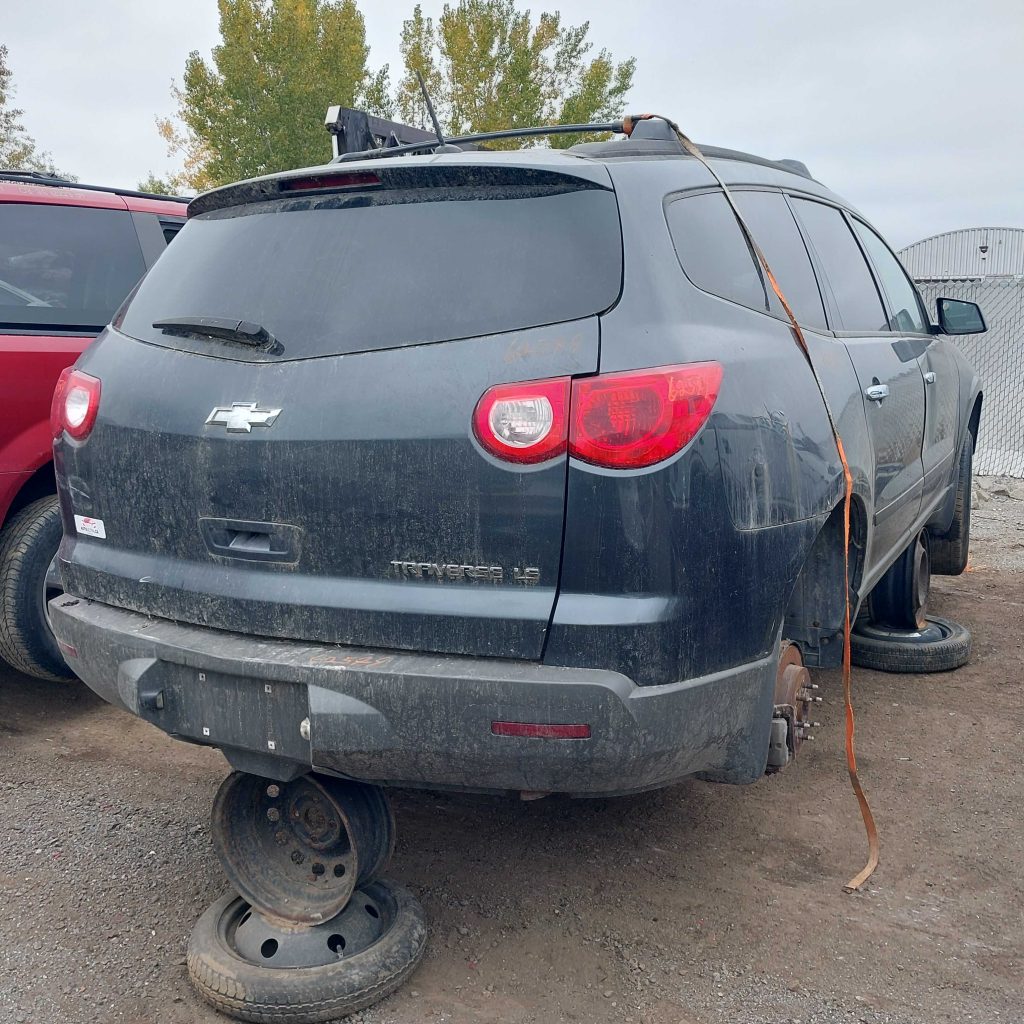 CHEVROLET TRAVERSE 2011