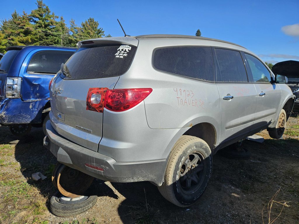 CHEVROLET TRAVERSE 2012