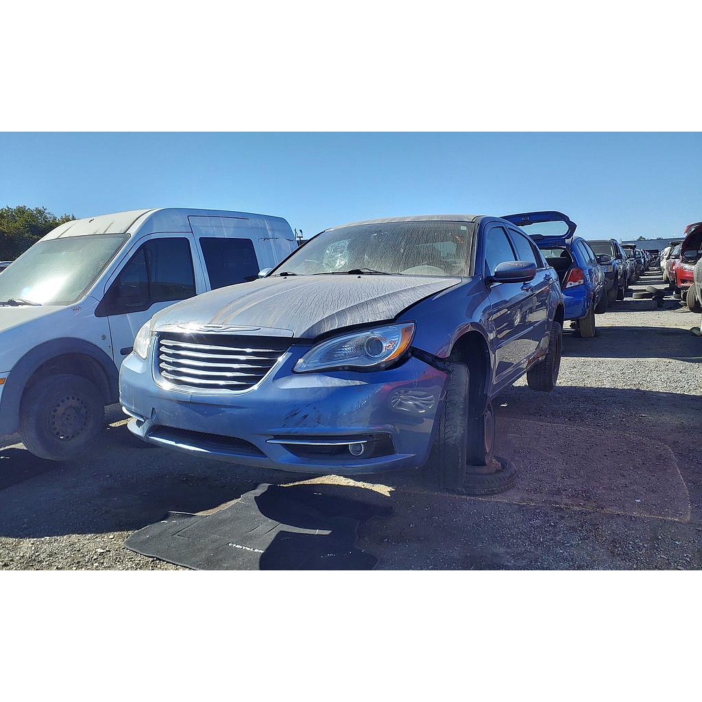 CHRYSLER 200 2011