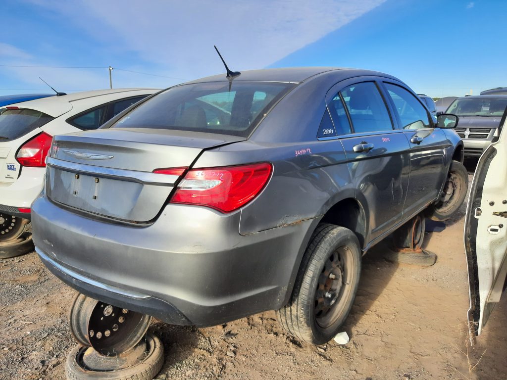 CHRYSLER 200 2012