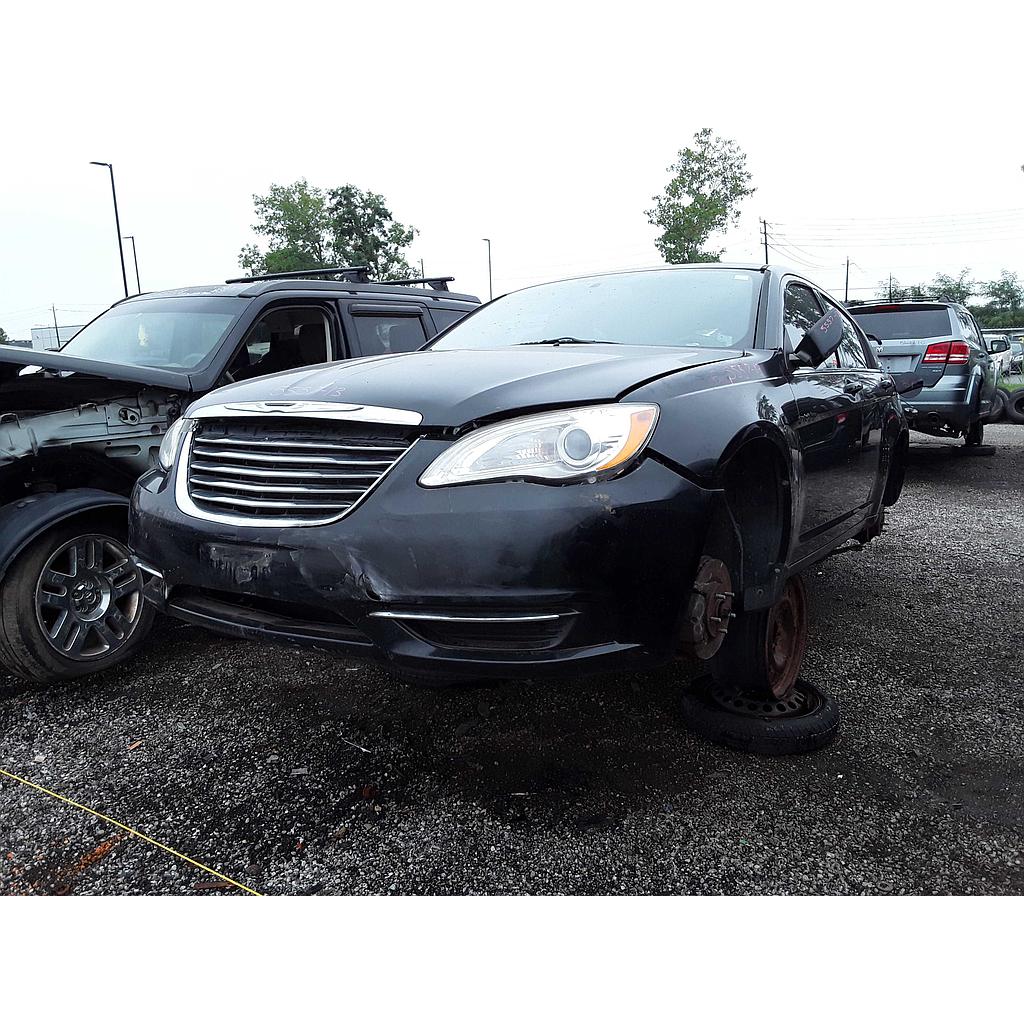 CHRYSLER 200 2013
