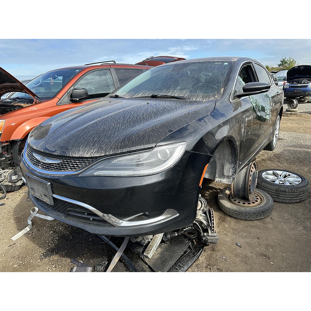 CHRYSLER 200 2015