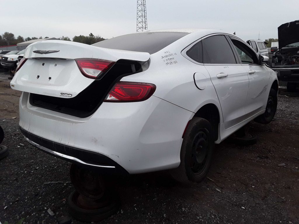 CHRYSLER 200 2016