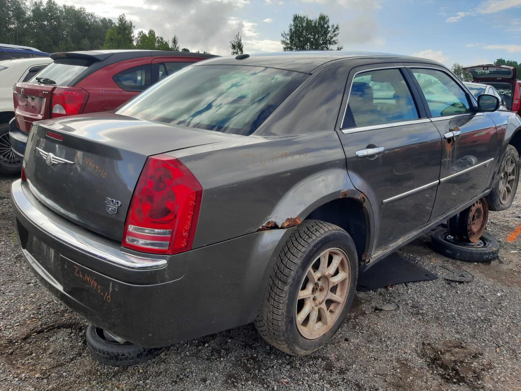 CHRYSLER 300 2010