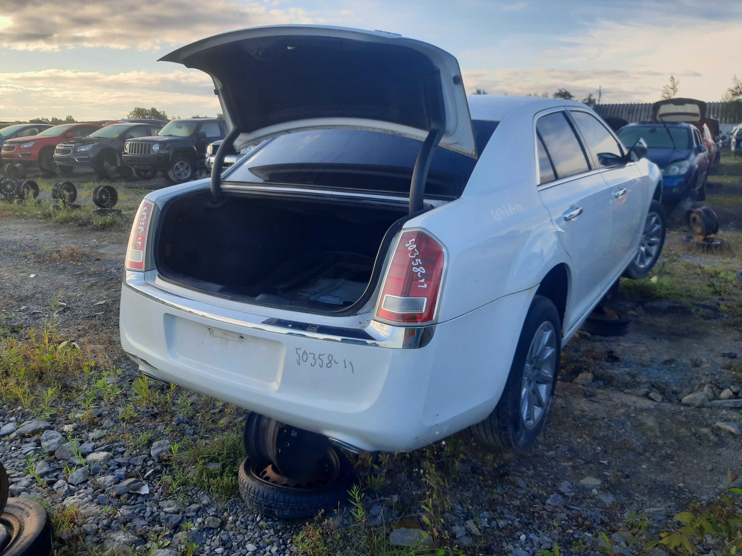 CHRYSLER 300 2011