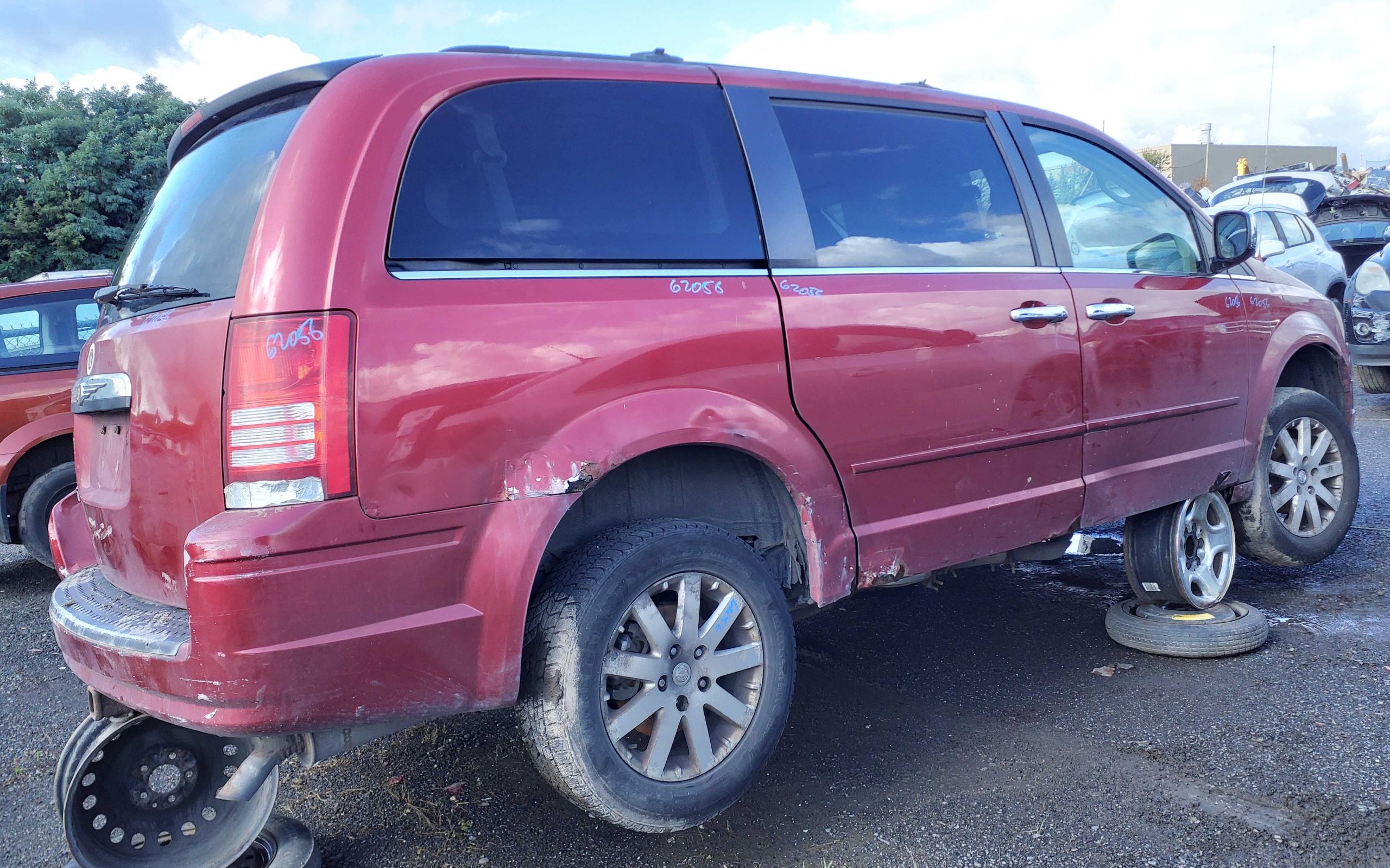 CHRYSLER TOWN & COUNTRY 2008