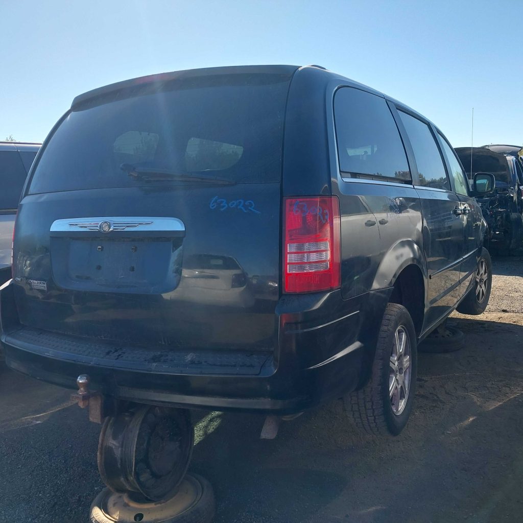 CHRYSLER TOWN & COUNTRY 2008