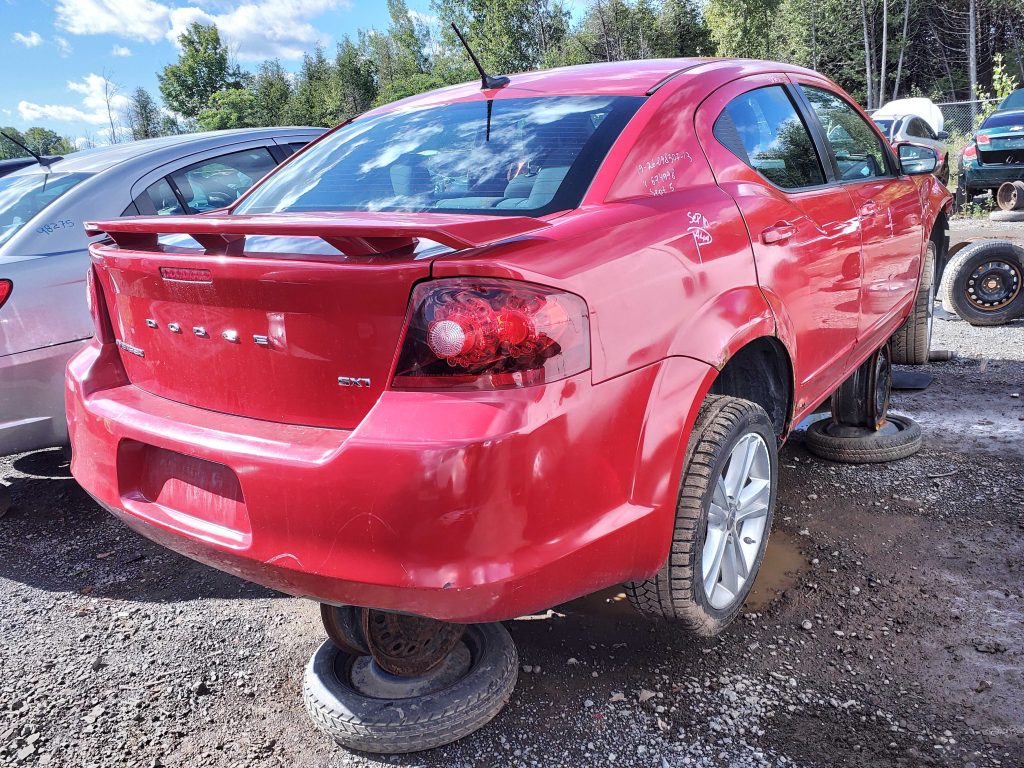 DODGE AVENGER 2013