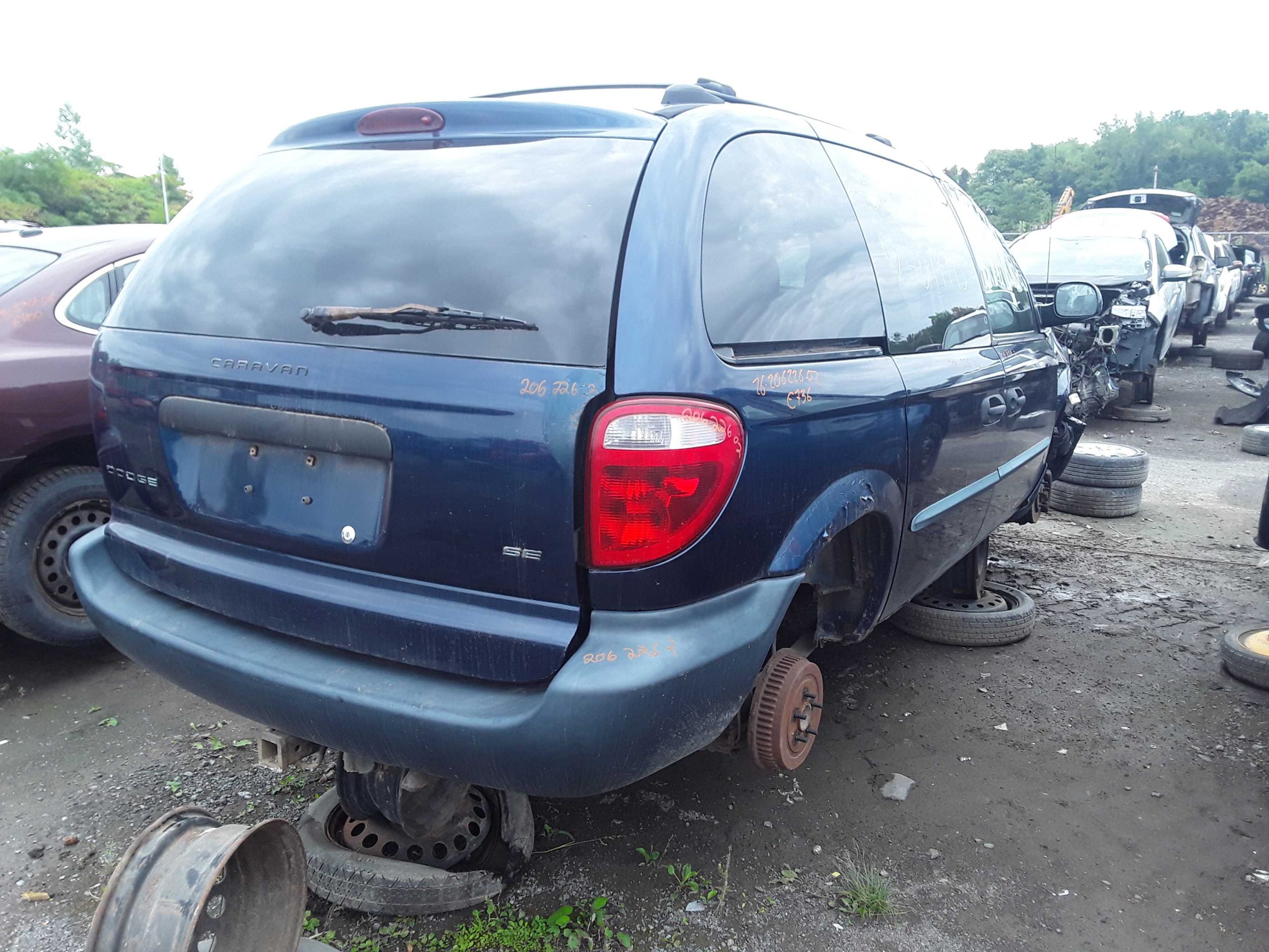 DODGE CARAVAN 2002