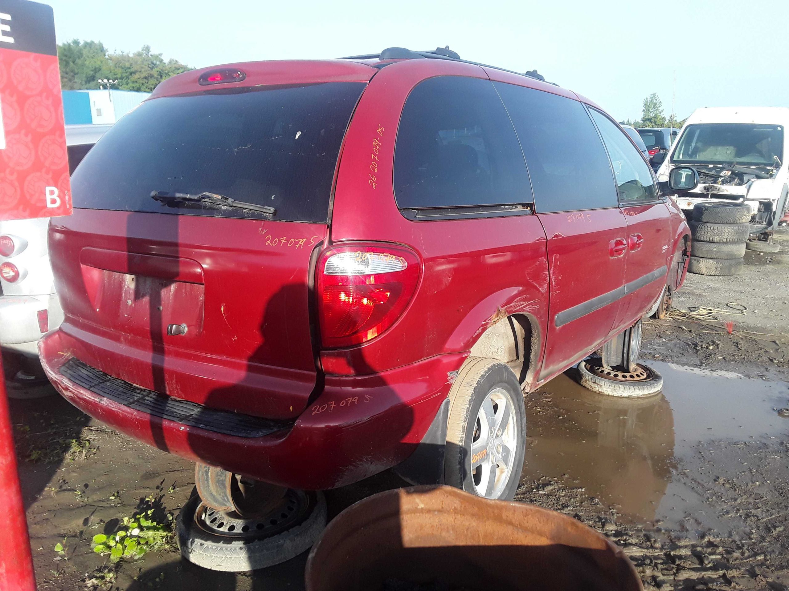 DODGE CARAVAN 2005