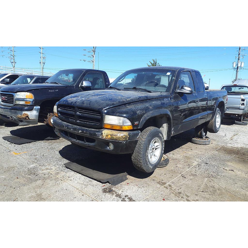 DODGE DAKOTA 2000