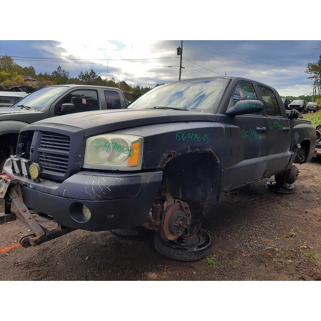 DODGE DAKOTA 2005