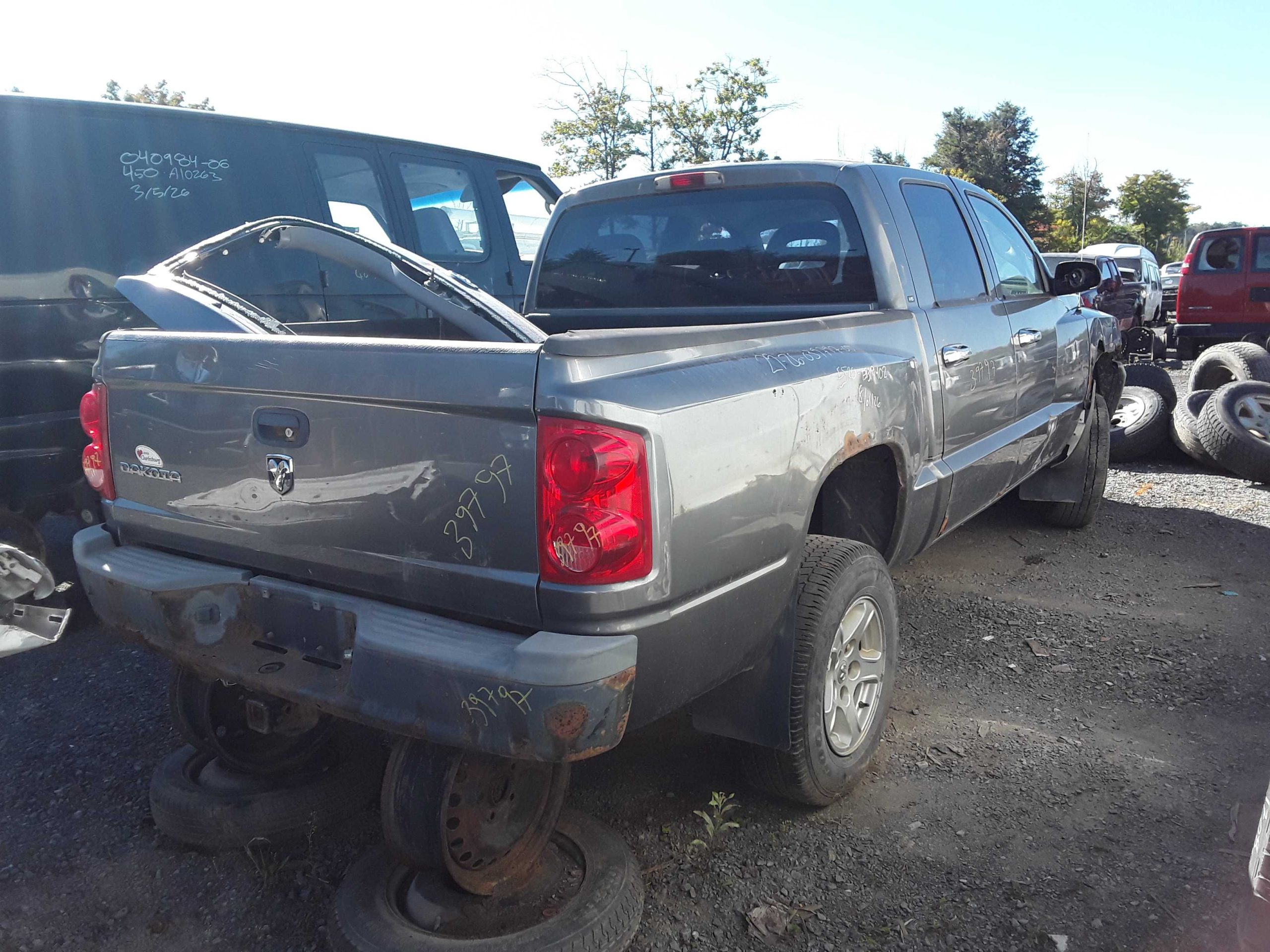 DODGE DAKOTA 2005